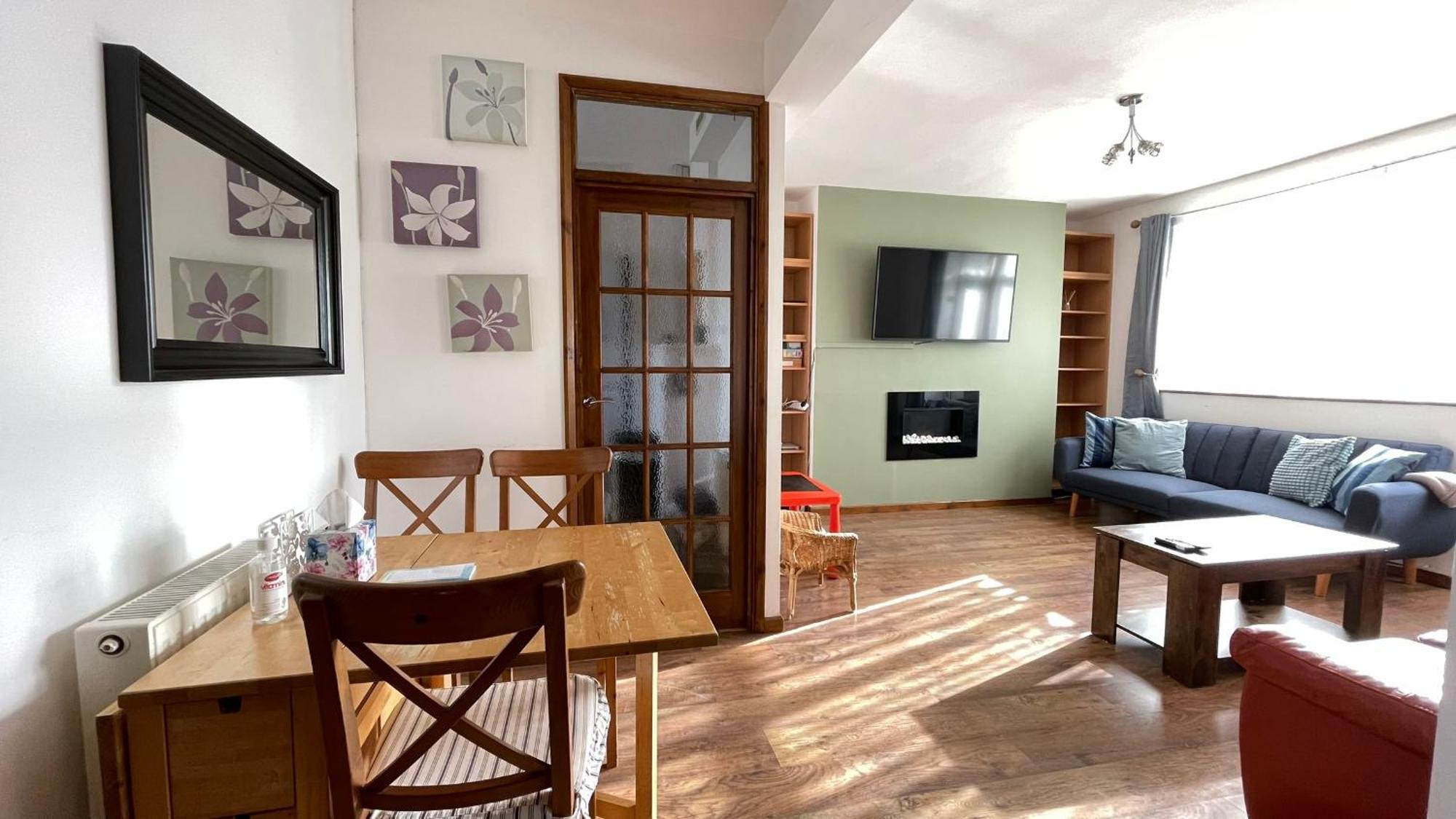 2 Bedrooms 2 Stations ロンドン エクステリア 写真