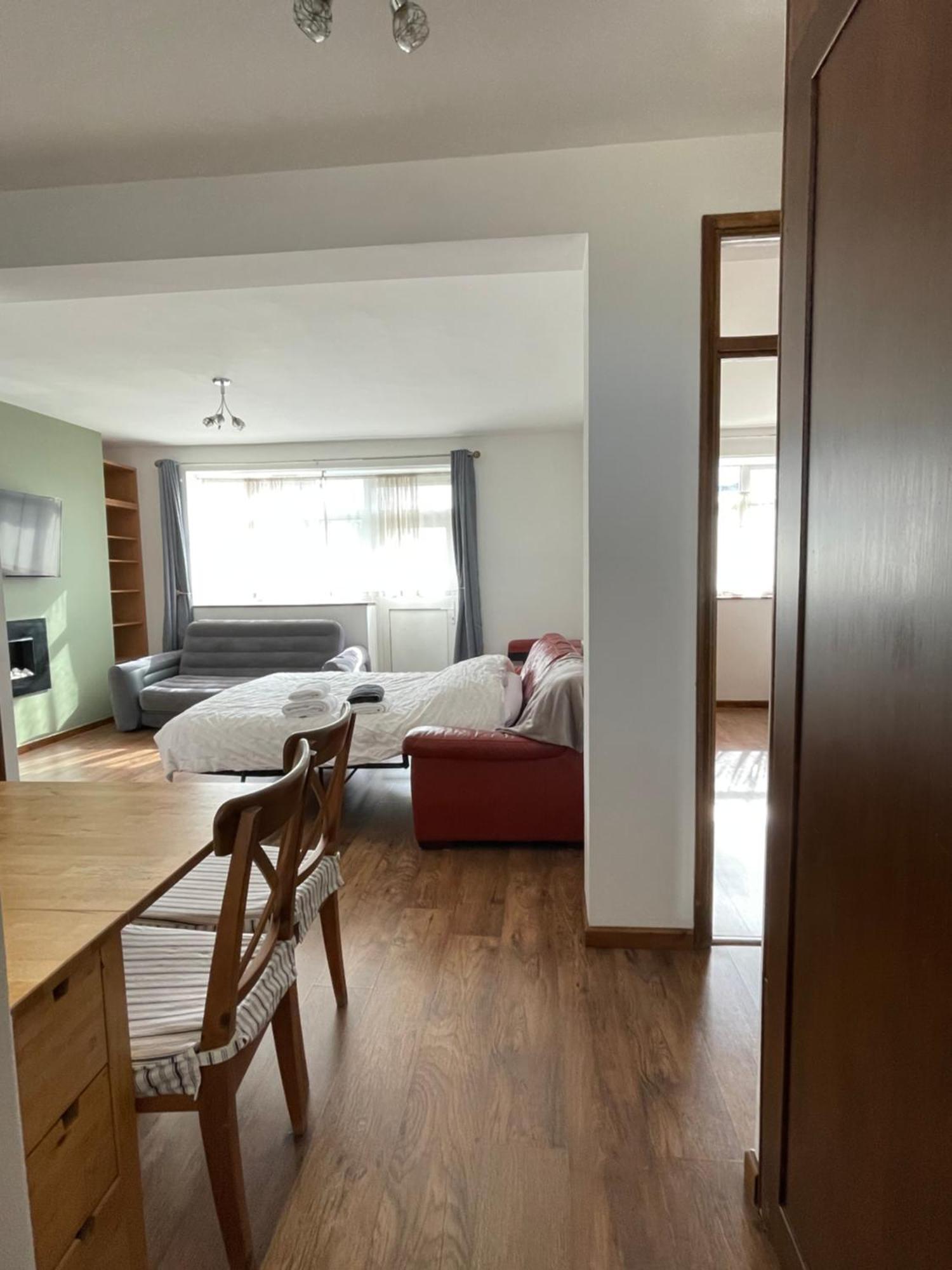 2 Bedrooms 2 Stations ロンドン エクステリア 写真