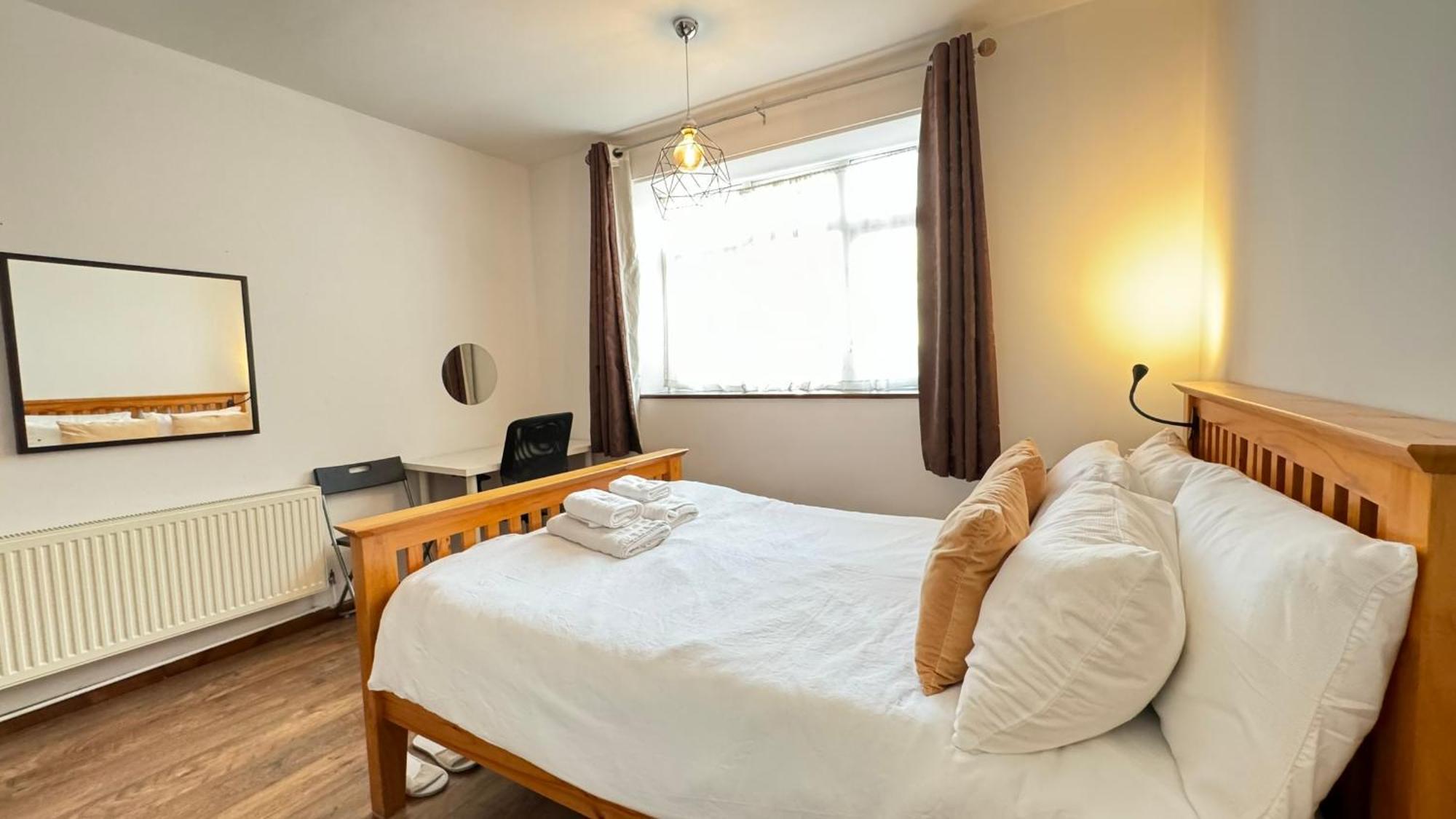 2 Bedrooms 2 Stations ロンドン エクステリア 写真